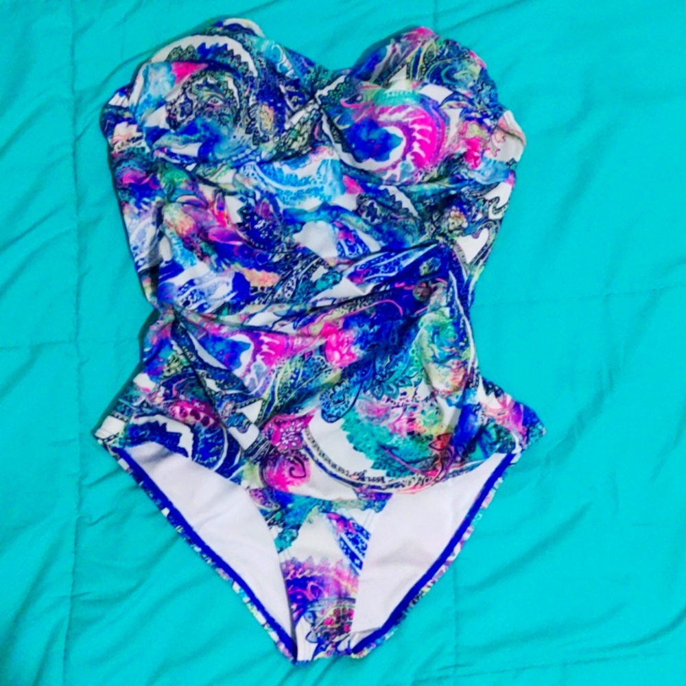 Victoria's Secret Swim strapless one-piece swimsuit
